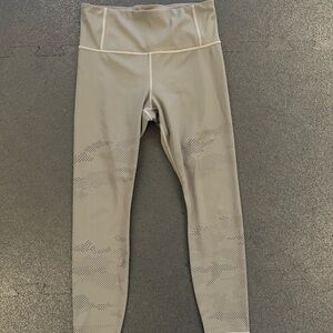 Athleta Persistence Camo Laser Cut 7/8 Tight